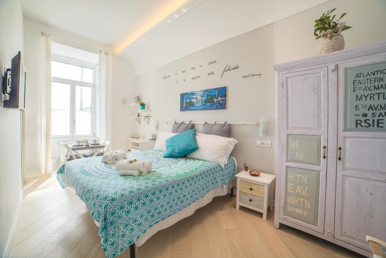 Bed & Breakfast Bed In *