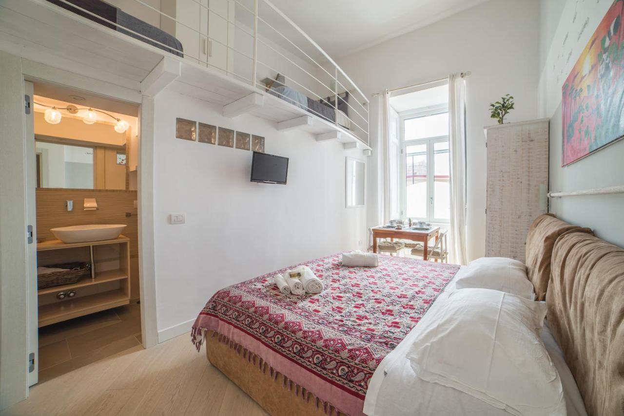 Bed In Bed & Breakfast Naples