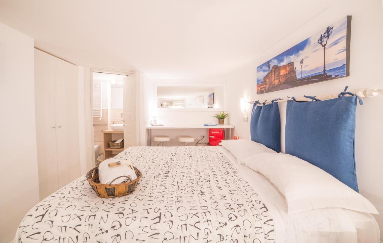 Bed In Bed & Breakfast Naples